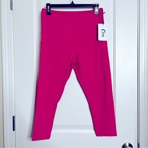 ZYIA Party Pink Light N Tight Hi-Rise Capri 20”